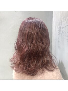 イル(iLu.) シアーピンクベージュ