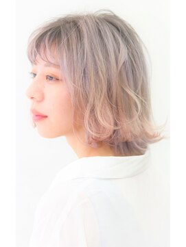 ラクシア(LucxiA) 透明感バツグン！！裾カラー☆彡