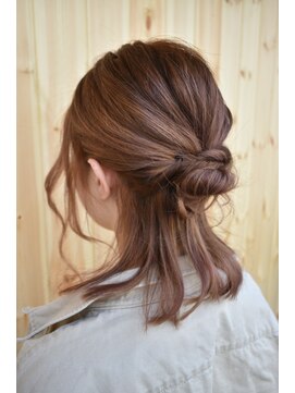 ブゾン(buZon) ☆ハーフアップお団子【buZon高田馬場】