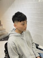 メリケンバーバーショップ フクオカ(MERICAN BARBERSHOP FUK)&nbsp;コンマヘアーナチュラルビジネスフェードパーマ