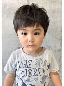 ゼンコー アオヤマ(ZENKO Aoyama) キッズカット/小学生カット/男の子カット/キッズルーム