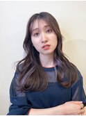 ロングスタイル インナーカラー ラベンダーアッシュ