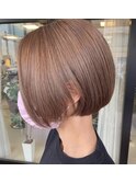 透明感とツヤ感あるピンクベージュ