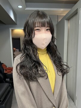 リブロ(LiBro) ネビージュ大人ガーリーウェーブミディアム似合わせカット