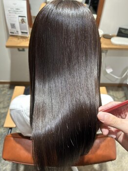 リジェール 鶴舞店の写真/髪の状態に合わせて、トリートメントを選定◎髪質改善トリートメントで潤い溢れる、艶々な美ヘアに♪