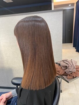 クララ バイ マニスオブヘアー(CLALA by Manis of hair) 絹髪/髪質改善/切りっぱなしロング/オレンジブラウン