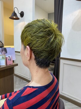 アトリエ リッツ(ATELIER RITZ) ☆白髪活かしヘアマニキュア☆