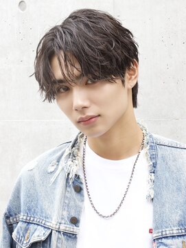 エイド 渋谷(aid) シャドウパーマコンマバングアップバングゆるめパーマ