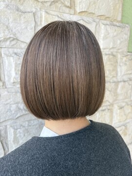 カランエノエル(Calin et Noel) 柔らかシルエット◎ボブスタイル