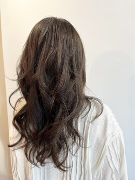 ピュアソウル(Pure Soul) くせ毛を楽しむロングレイヤー　ベージュカラー