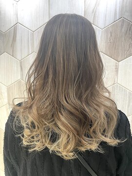 ビューティドレッセヤマノ 池袋パルコ(Beauty Dresse YAMANO) 白髪ぼかし/イヤリングカラー/グラデーションカラー/レイヤー