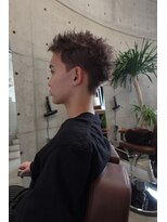 ソーレ(sole)&nbsp;アクティブショート　ブリーチダブルカラー　メンズカット