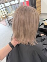 ハート(HART)&nbsp;ブリーチ2回でつくるミルクティーベージュ