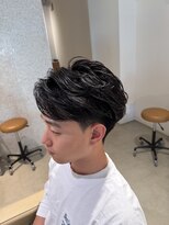 シーツー 三吉店(C2)&nbsp;毛流れパーマ/センターパート/刈り上げ