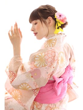 シロフ シブヤ(shirof shibuya) 10代20代30代/浴衣アレンジ/ゆるふわサイドシニヨン