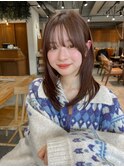 レイヤーカットハッシュカットミディアムレイヤー