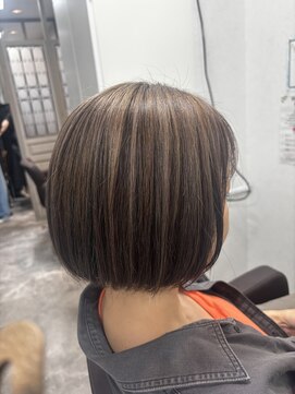 プリズム ヘアーデザイン 北坂戸店 アンブレラカラー×ミルクティー