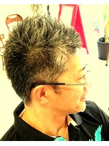 ウニカヘアデザイン(UNIkA HAIR design)&nbsp;白髪でつくるソフトモヒカン