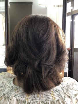 ビューティ サロン アイビー(Beauty salon Ivy) カット+ボディパーマ