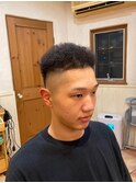 ショートアフロスタイル