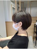 お手入れ簡単ショートヘアー24