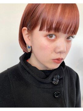 ヒビヲ(HIBIO) ダブルカラーピンクベージュピンクカラーケアブリーチミニボブ