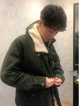 ノア(Noah) クセ毛を生かしたパーマ風スタイル