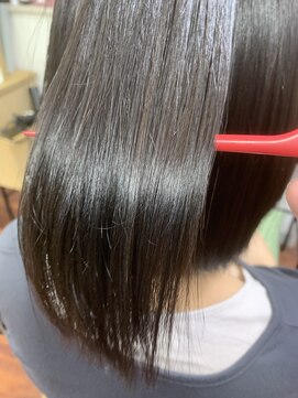 リアナ(RIANA) 髪質改善ストレート＋カラー