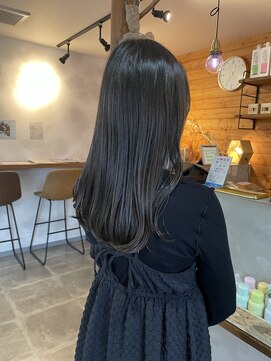 ビスクヘアデザイン(bisq hair design) アッシュグレー
