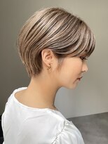 プラチナ(PLATINA)&nbsp;◎ショートヘアショートボブショート丸みショートくびれショート