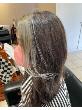 ナインプラス(NINE+) バンクホワイトグレージュ