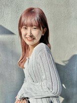 ケリーアン 太田(kelly.un)&nbsp;つや髪ピンクブラウンカラー / ぱっつん前髪 / ワイドバング