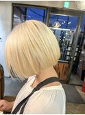 blonde x bob