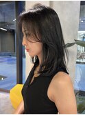 ミディアムレイヤー 流れる顔周りカット 韓国ヘア