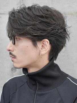 レタッチバイフィフス(RETOUCH by fifth) 原宿フェザーパーマニュアンスパーマ波巻きパーマセンターパート