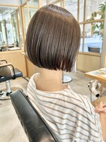 フェリアファム 北千里(FERIA fam) 縮毛矯正/北千里/ショート/ブリーチ/インナー/ボブ/髪質改善 宮