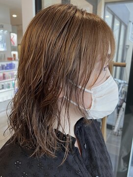 ティー リュクスボーテ(T LUXE BEAUTE) Milk tea Beige × Natural Wave