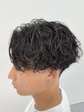 ビカムメンズヘアー 栄店(become men's hair) ルーズパーマセンターパート刈り上げシャドウパーマ名古屋栄