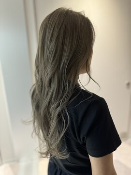 トーン(tone.) 柔らかグレージュ