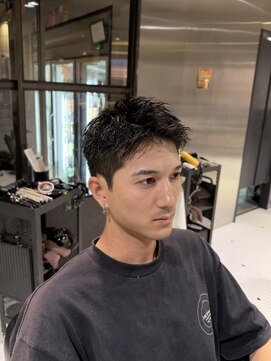 フランクスバーバーザスタンド(Frank’s barber the stand) ラルフカール×スパイキーショート×フェザーパーマ飯田橋F