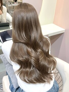 グロー オオミヤ アネックス 大宮(GLROW OMIYA ANNEX) レイヤーカット ハッシュカット ダブルカラー