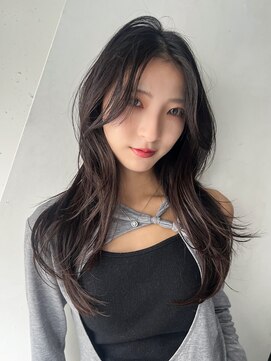アイティーバイアルバム 下北沢店(IT by ALBUM) グレージュ暗めカラー顔周りレイヤーロング韓国ヘア_F31075