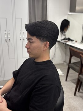 グルーマーズトウキョウ(GROOMER/S TOKYO) ラフカール ニュアンスパーマ センターパート