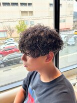 ヘアーメイク ラグズ(Hair Make Luxtz) スペインカール波巻きツイストスパイラルパーマ/4月8日