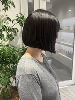 リブレ ショート(LIBRE) 切りっぱなしボブ
