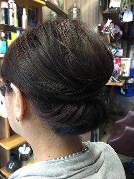 オーバーキャプテンネイキッド(OVER CAPTAIN NAKED) 大人キレイ＊シニヨンアップ