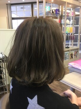 アルターリール(aL ter Rire) 【尚平リアルサロンスタイル】イルミナカラーグレーアッシュ☆