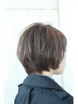 アムレヘアー(amule hair)&nbsp;【amule hair】首元すっきりのレイヤーショートボブ/30代/40代