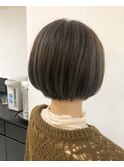 ショートボブ