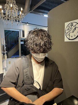 アイズ 海老名(AIZU) 波巻きスパイラルパーマツイストスパイラルパーマメンズマッシュ